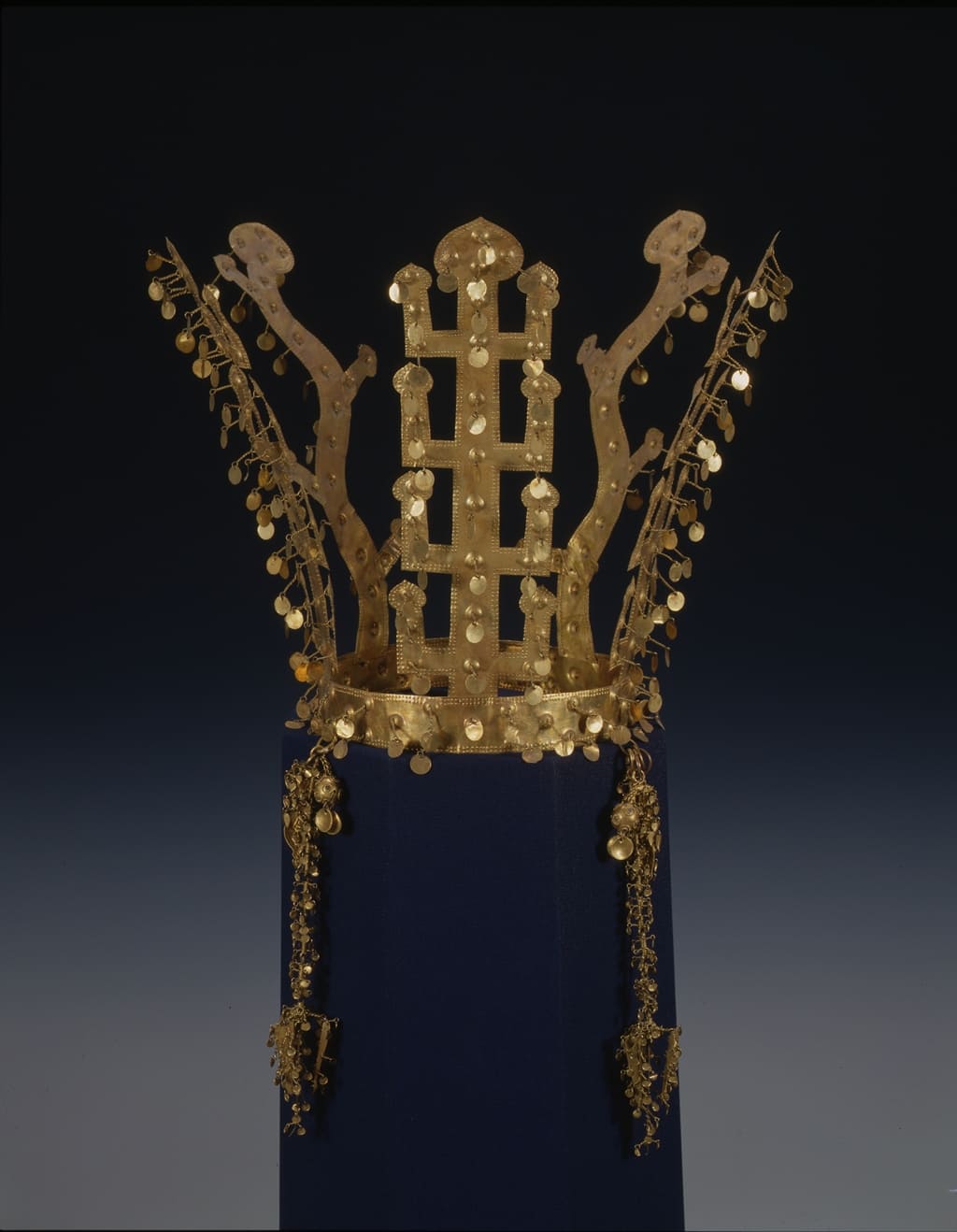 Silla gold crown