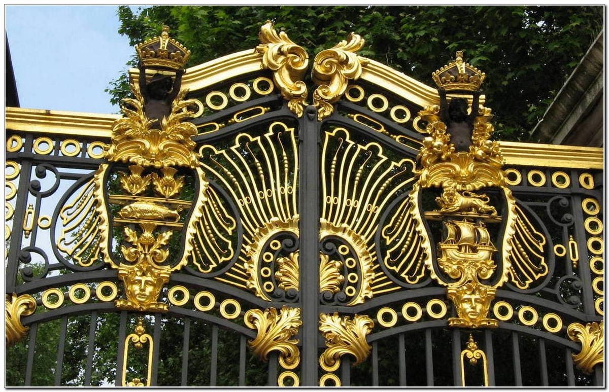 Забор вокруг Лондонского Грин-парка