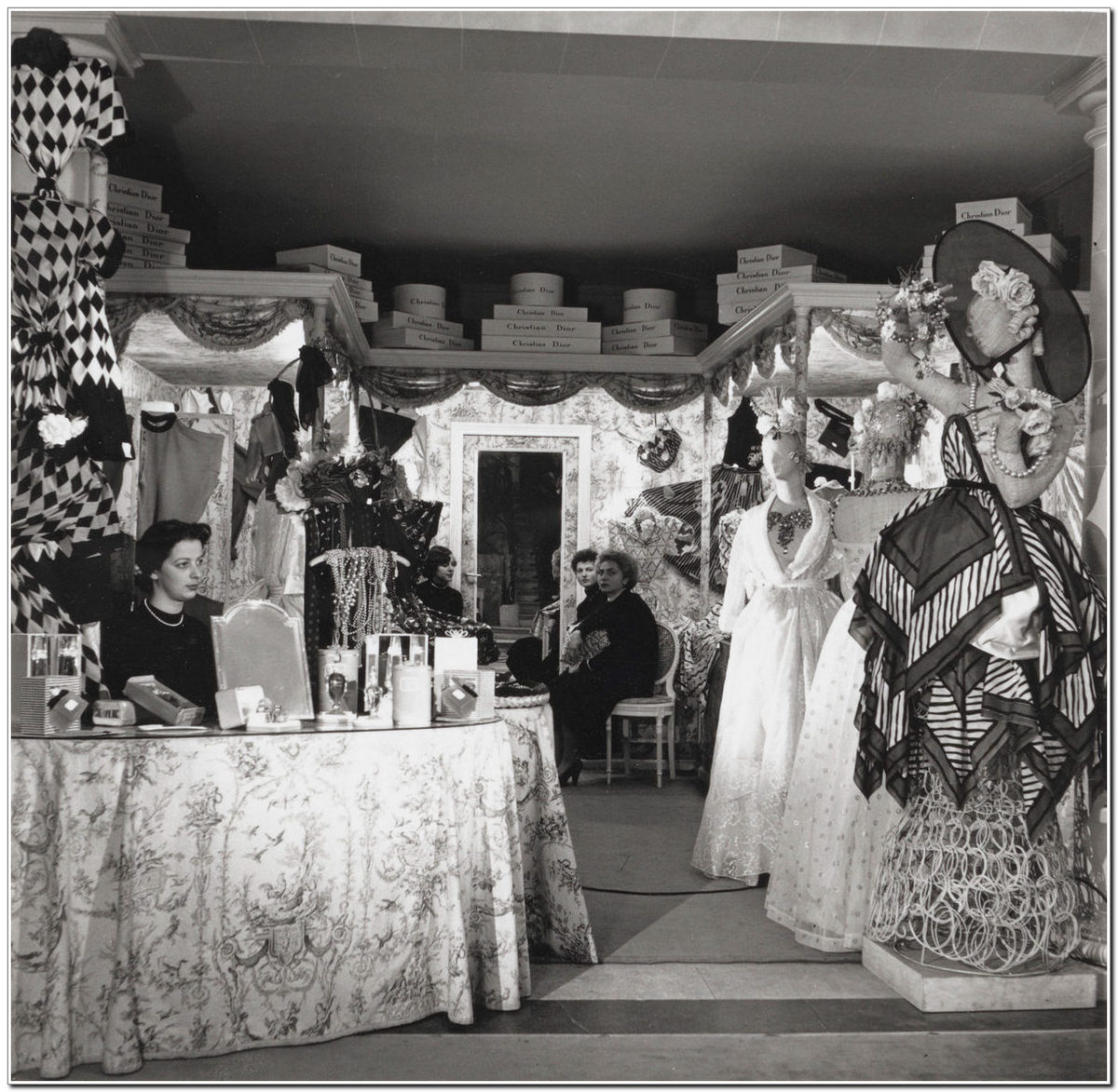 Классическая французская ткань Туаль де Жуи