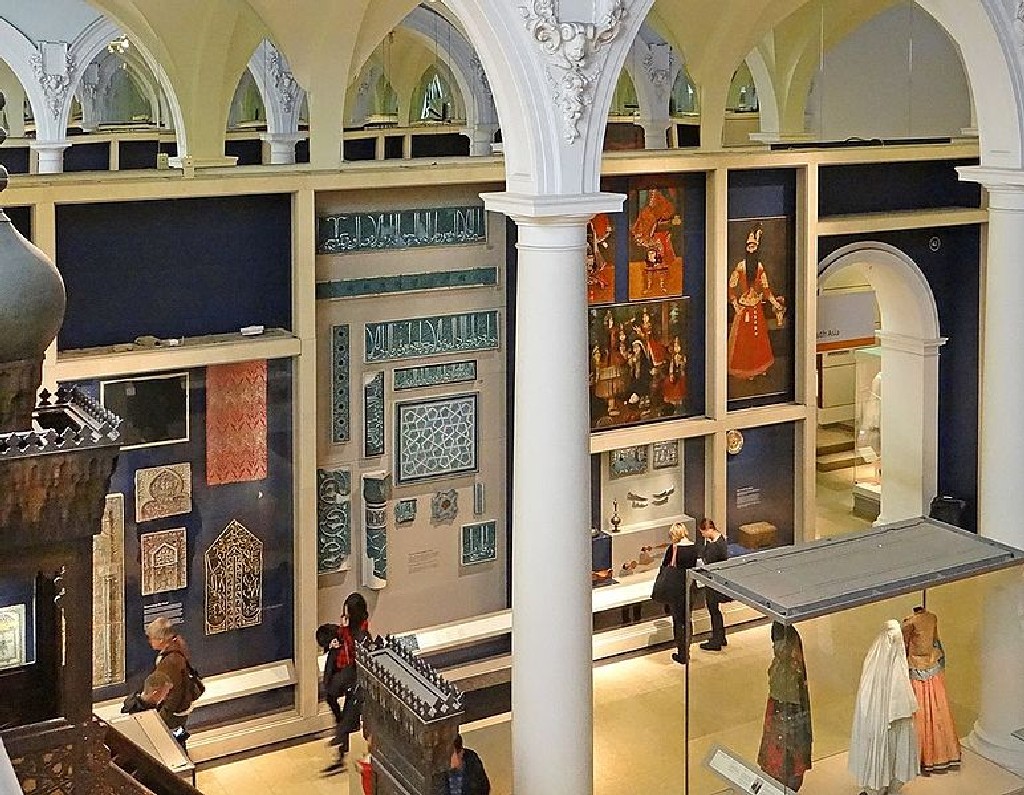 Зал, посвящённый искусству Ислама