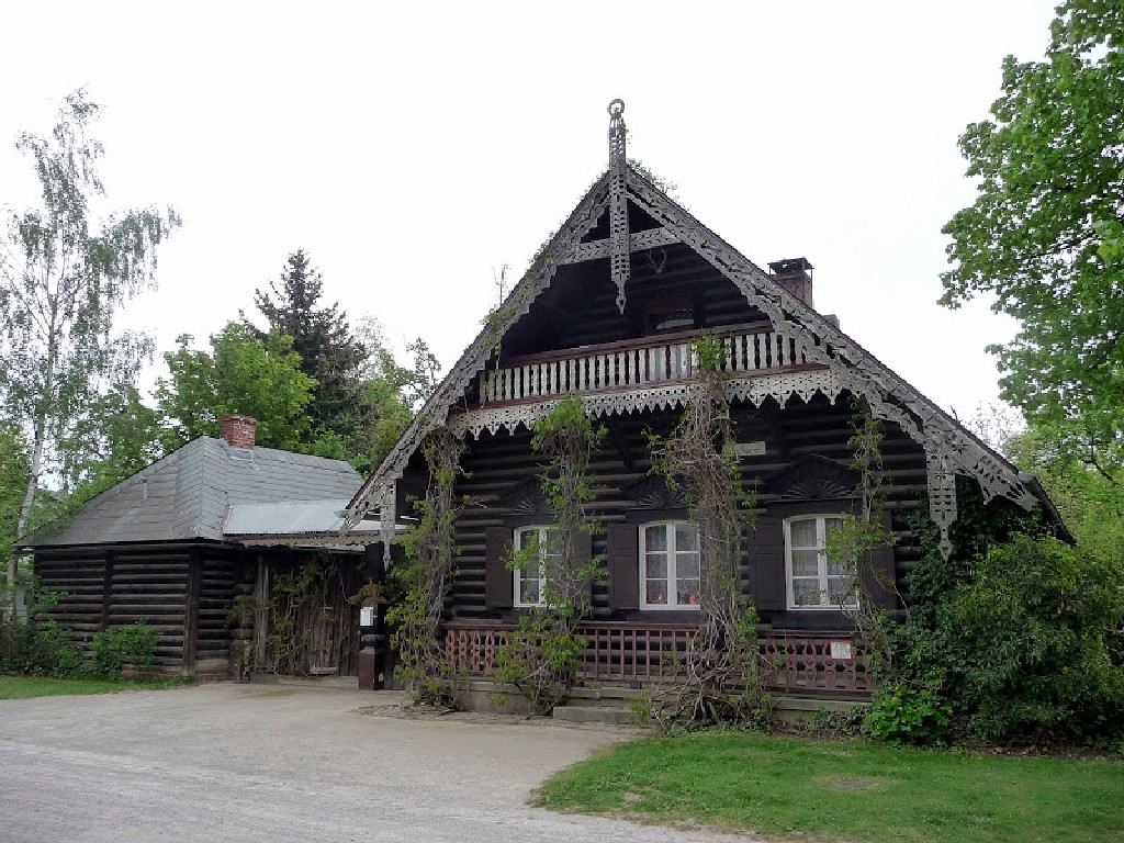 Дома построенные в стиле русской избы