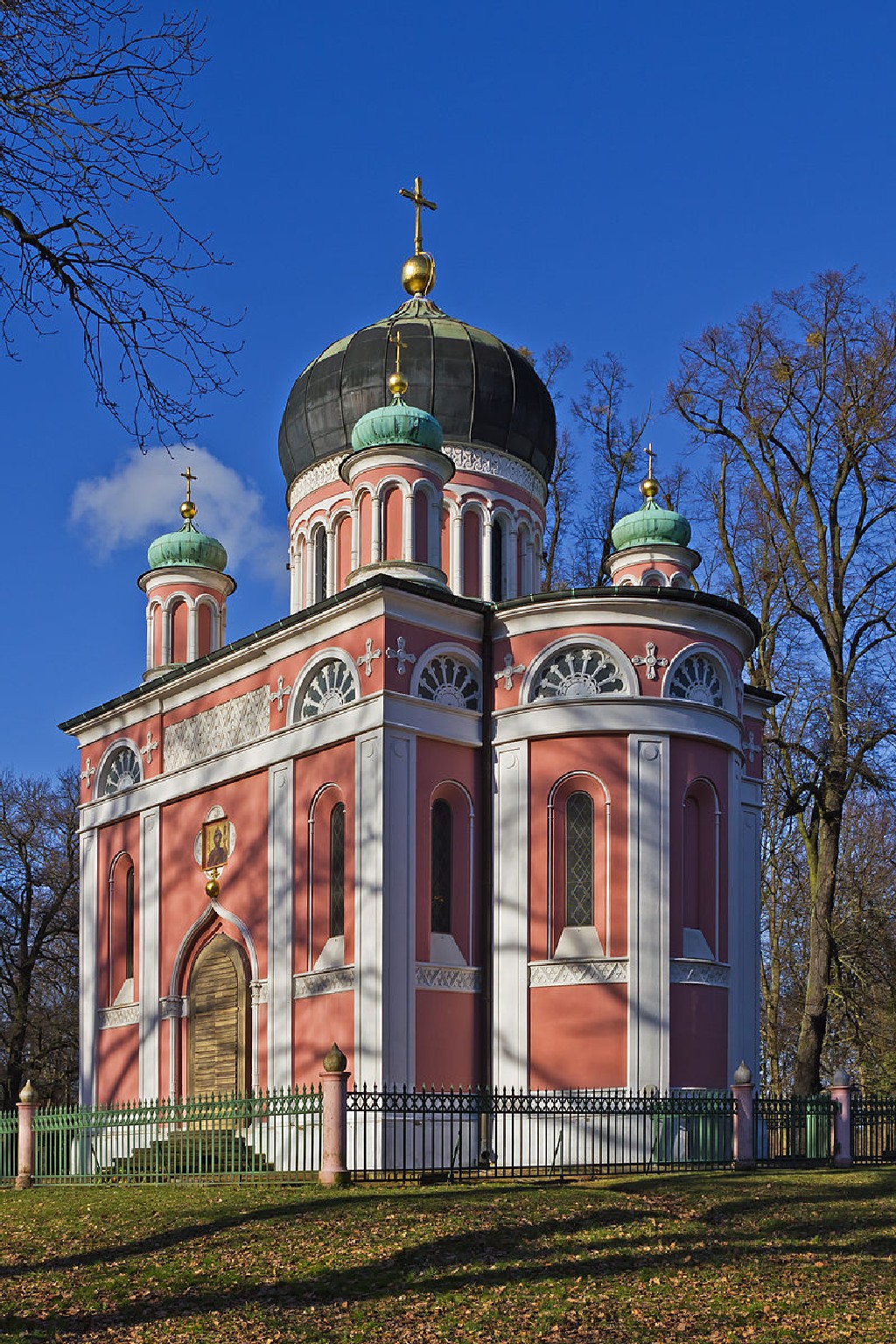 Русская православная церковь св. Александра Невского