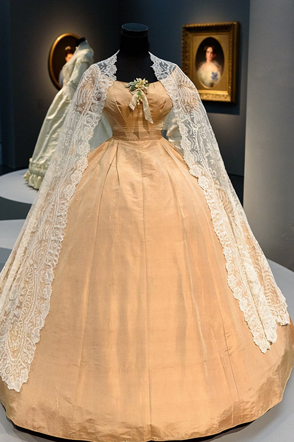 Платья Викторианской эпохи в Таллиннском музее «Kumu»